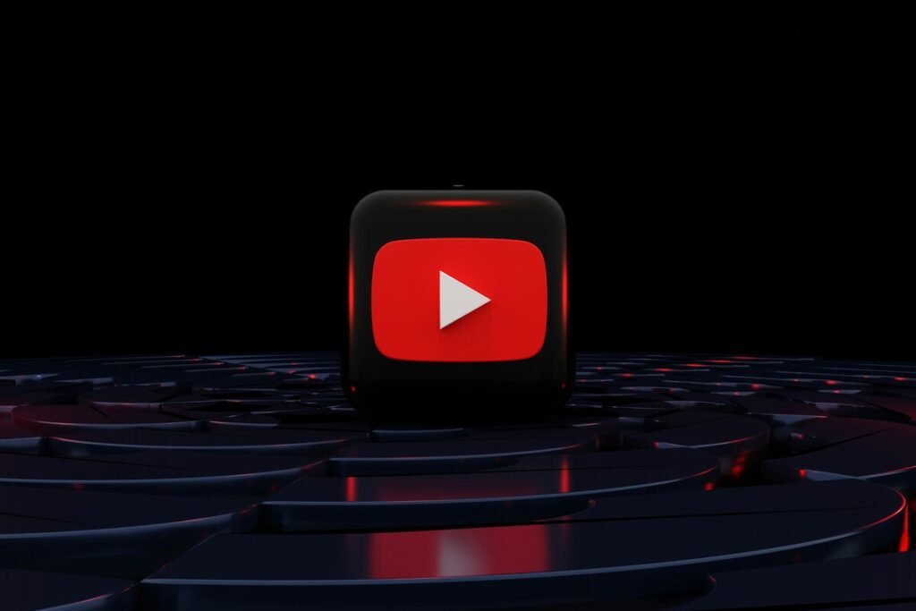 Captura de pantalla que muestra un vídeo de YouTube de 140 años de duración con millones de vistas.