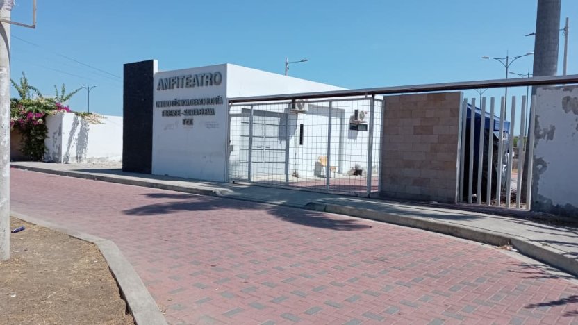Personal policial y de Criminalística investiga hallazgo de extranjeros fallecidos en Olón