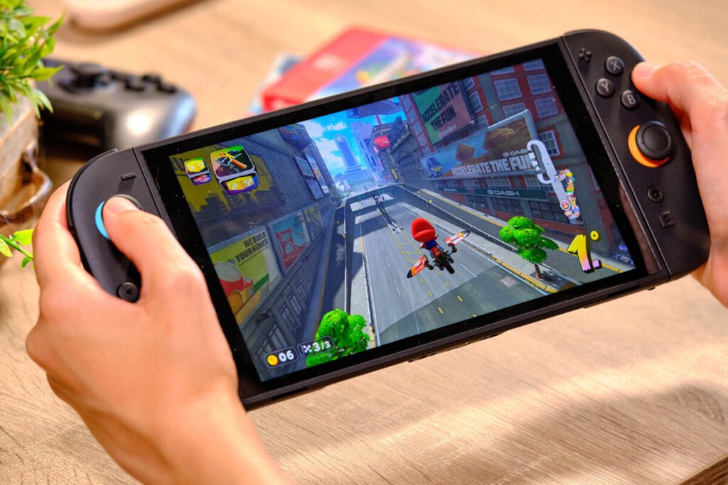 Desglose conceptual de la estructura trasera modificada de una consola portátil, ilustrando cómo lucirá la nueva revisión de Switch 2.
