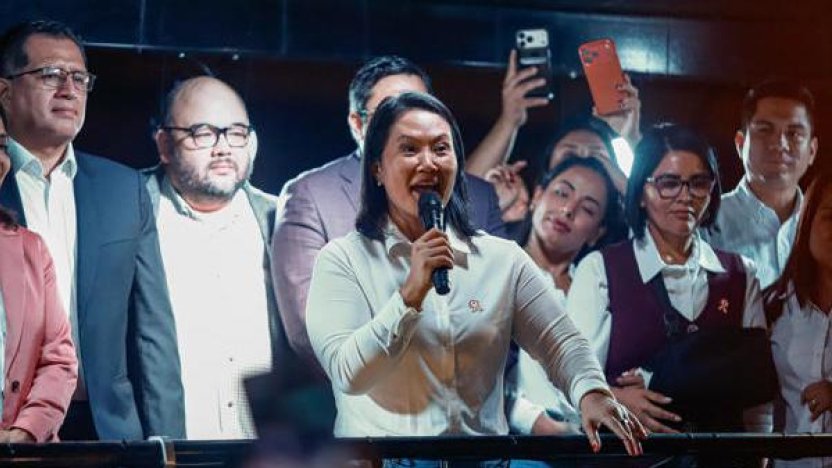 Retrato oficial de Keiko Fujimori tras ser proclamada presidenta electa para liderar el gobierno de Keiko Fujimori en Perú.