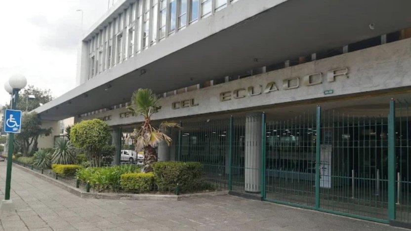Gráfico sobre el récord de inversión extranjera en Ecuador durante el primer trimestre de 2026 impulsado por la reinversión de utilidades.