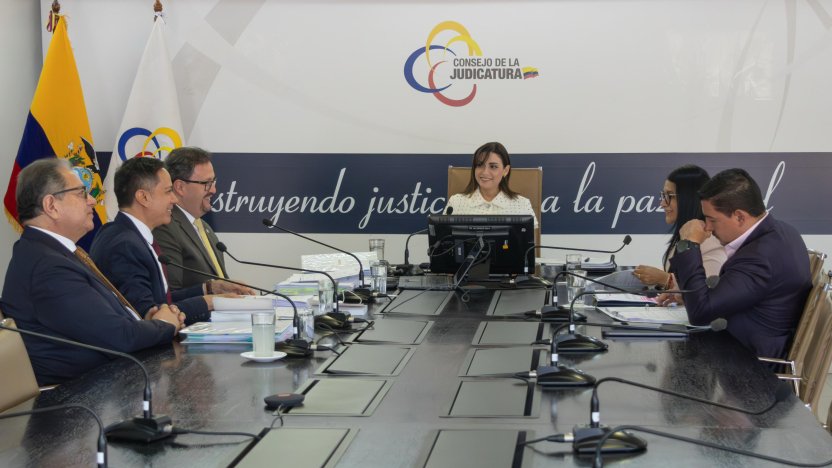Sesión del Consejo de la Judicatura que declaró la emergencia en la Función Judicial de Ecuador.