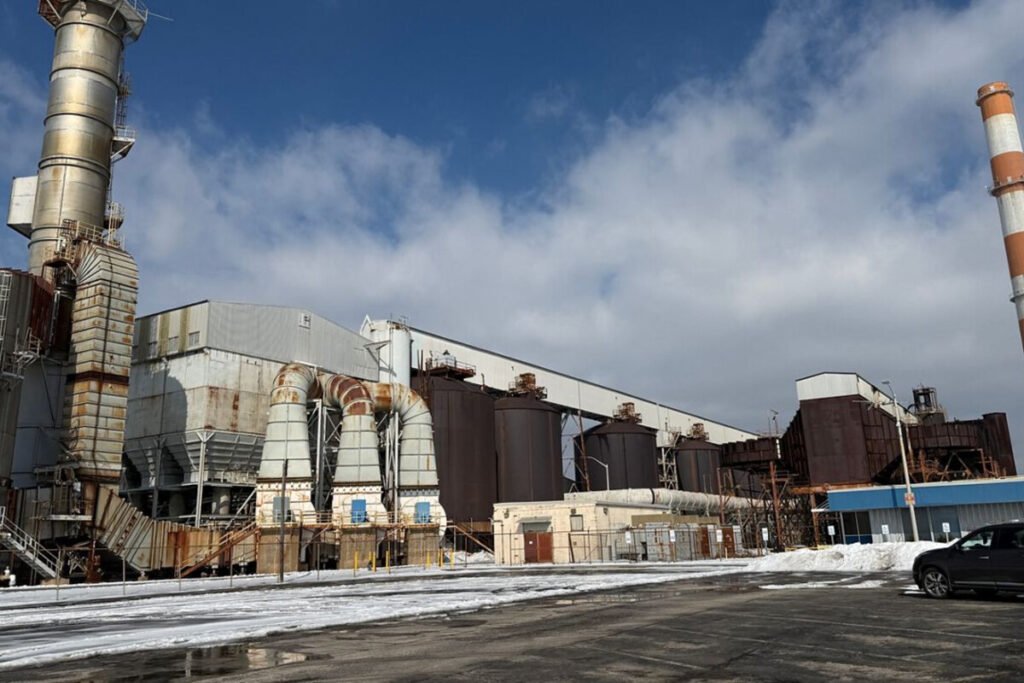 Obras de reconversión industrial en el nuevo campus de centros de datos en Kentucky.
