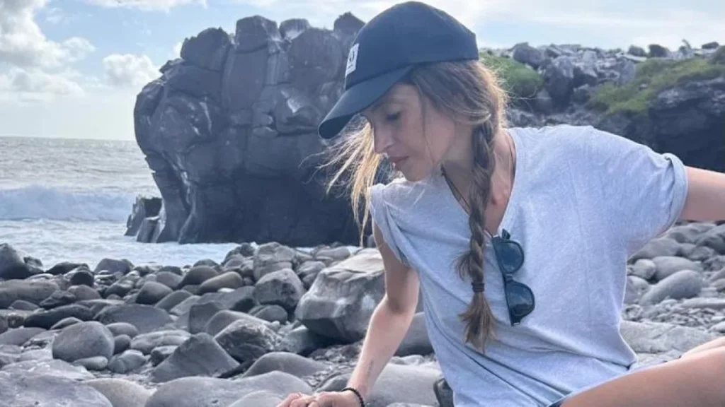Fotografía de la visita de Sara Carbonero a Ecuador en las Islas Galápagos