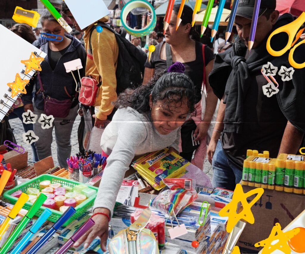 Artículos de papelería reunidos para aplicar la guía de ahorro en la compra de útiles para el regreso a clases 2026.