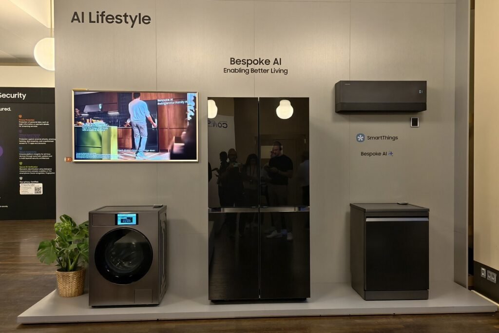 Demostración tecnológica del ecosistema conectado de Samsung en la feria IFA.