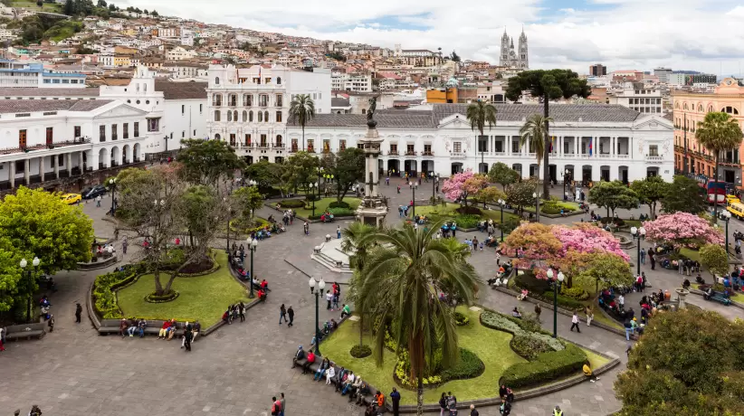 La Secretaría de Cultura de Quito anuncia la cancelación de eventos de Carnaval debido al estado de excepción, generando preocupación.