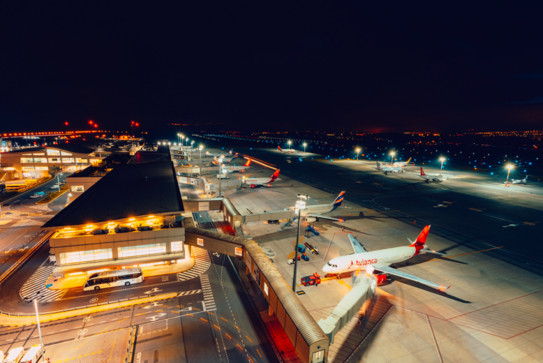 El aeropuerto de Quito alcanza el nivel 4+ en el programa de acreditación de carbono para aeropuertos