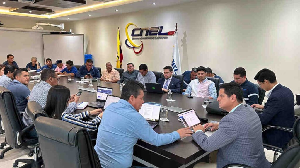 CNEL: Sindicalismo dorado