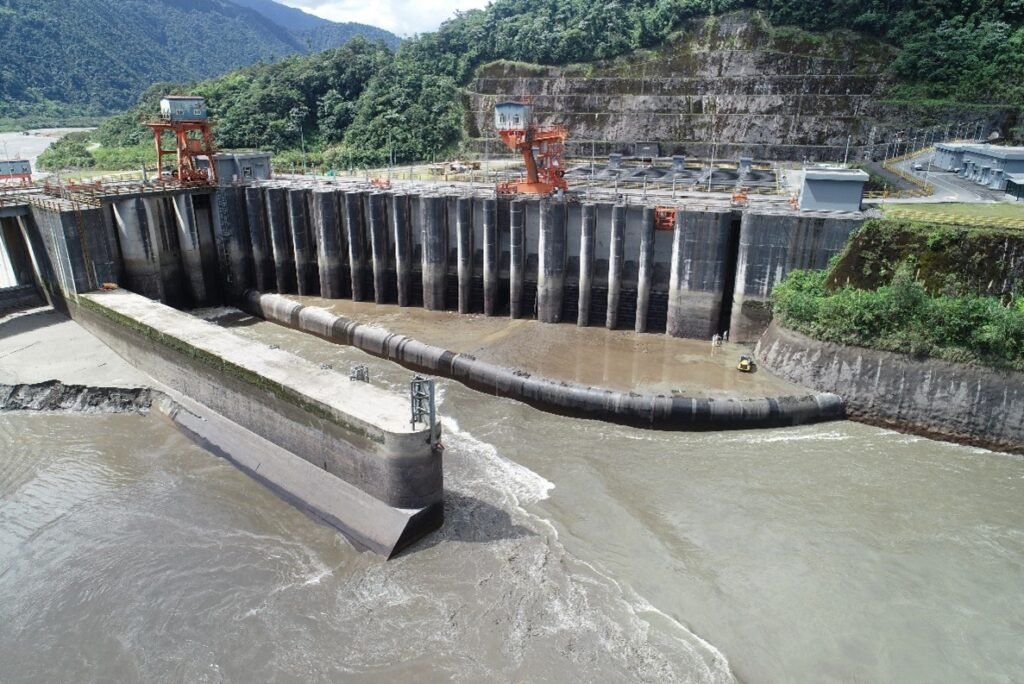 Mantenimiento de la central hidroeléctrica Coca Codo Sinclair culmino