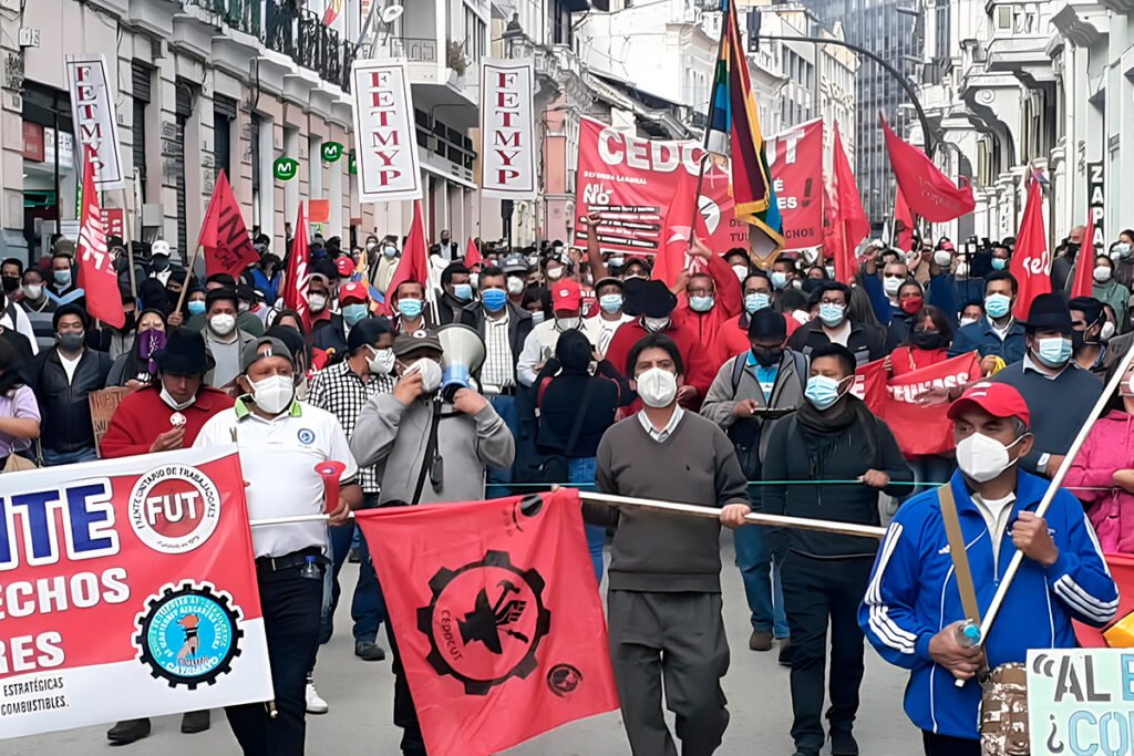 Movilizaciones por eliminación de subsidio a combustibles: Rechazo social al gobierno