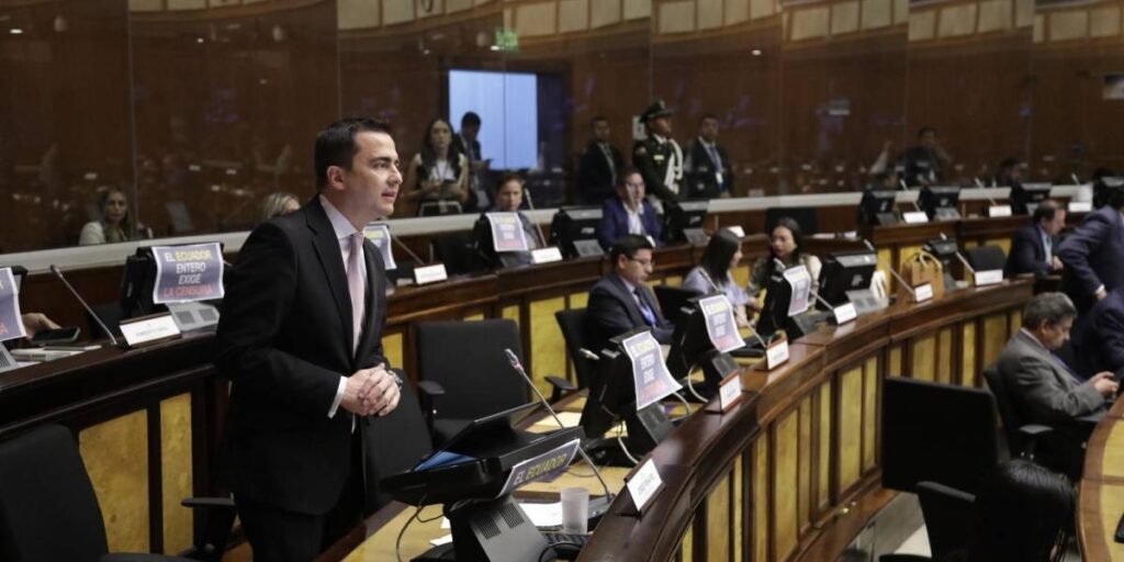 Suspensión del juicio político contra Wilman Terán