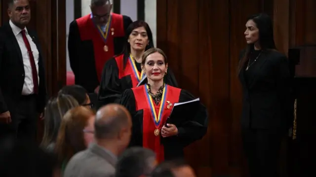 Venezuela: Maduro enfrentado por 10 Países, incluido Ecuador, rechazan fallo del TSJ