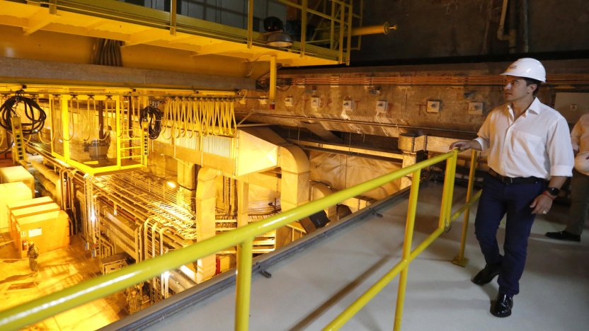 Crisis eléctrica y cambio de ministros: El desafío del ministerio de energía en la era Noboa