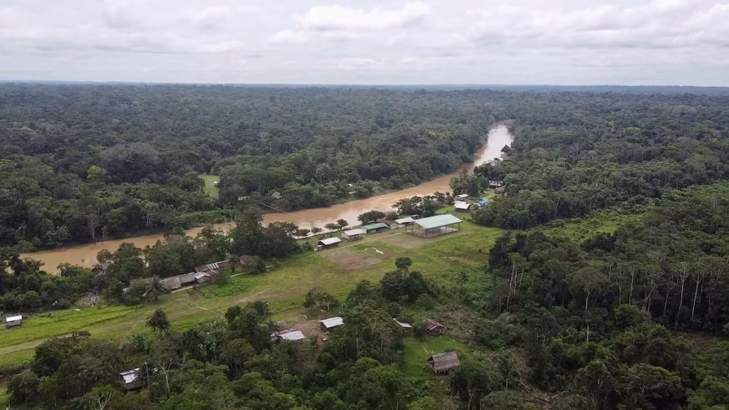 Ecuador reducirá su deuda en $527 millones con canje por la Amazonía