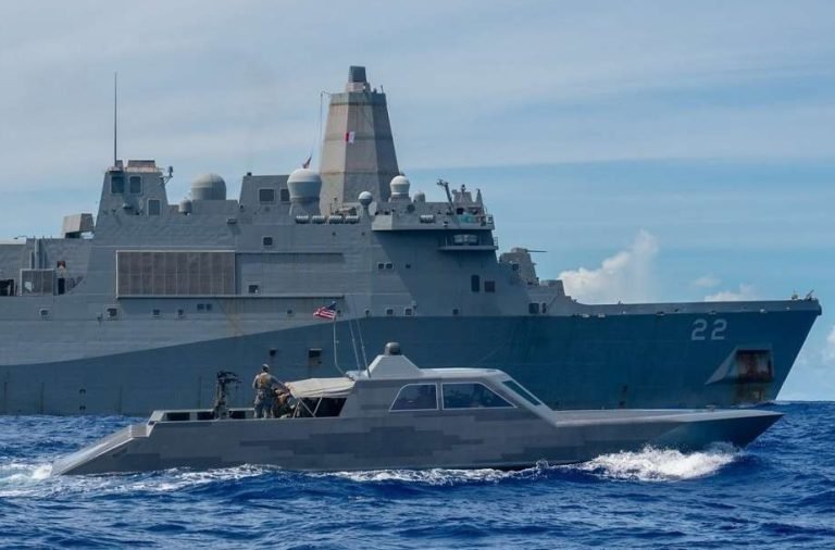 EE. UU. refuerza seguridad en Ecuador con entrega de dos navíos de la Guardia Costera
