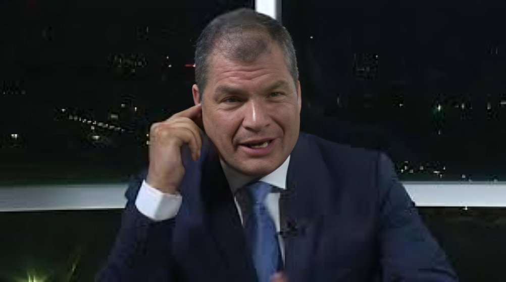 Desviar la atención: Correa cuestiona alerta de atentado terrorista y acusa al gobierno de encubrir el megafraude electoral.