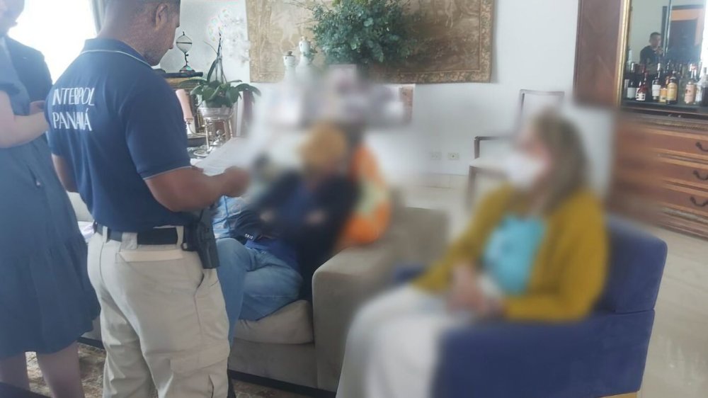 Caso Sinohydro: Detienen en Panamá a la hija y yerno de Conto Patiño, implicados en corrupción por el contrato Coca Codo.