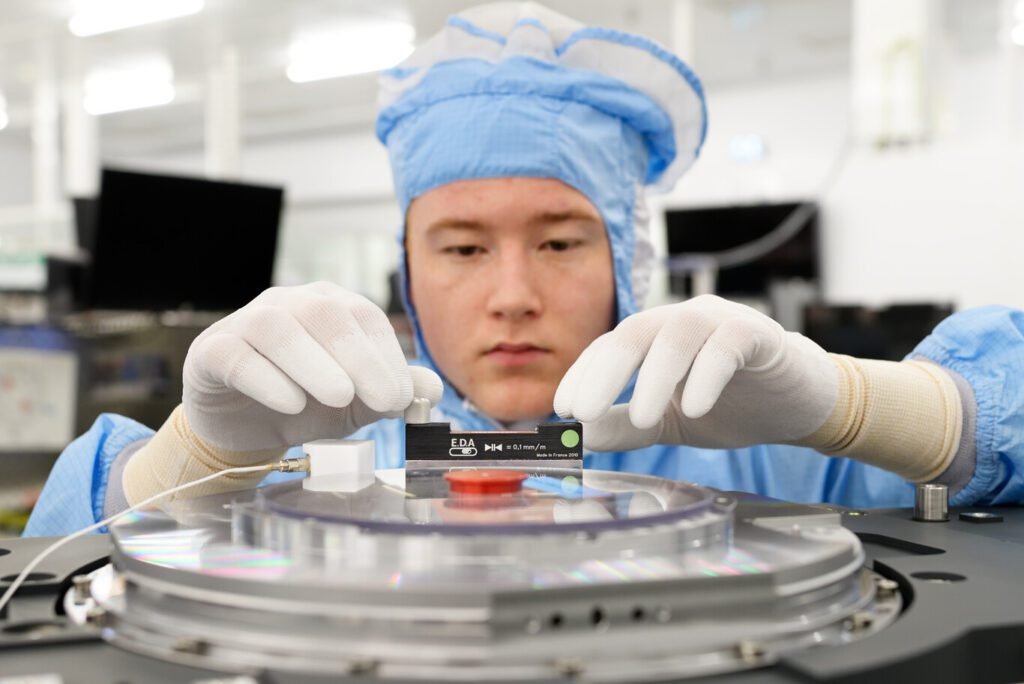 Planta de semiconductores en China con litografía de 5 nm en proceso.
