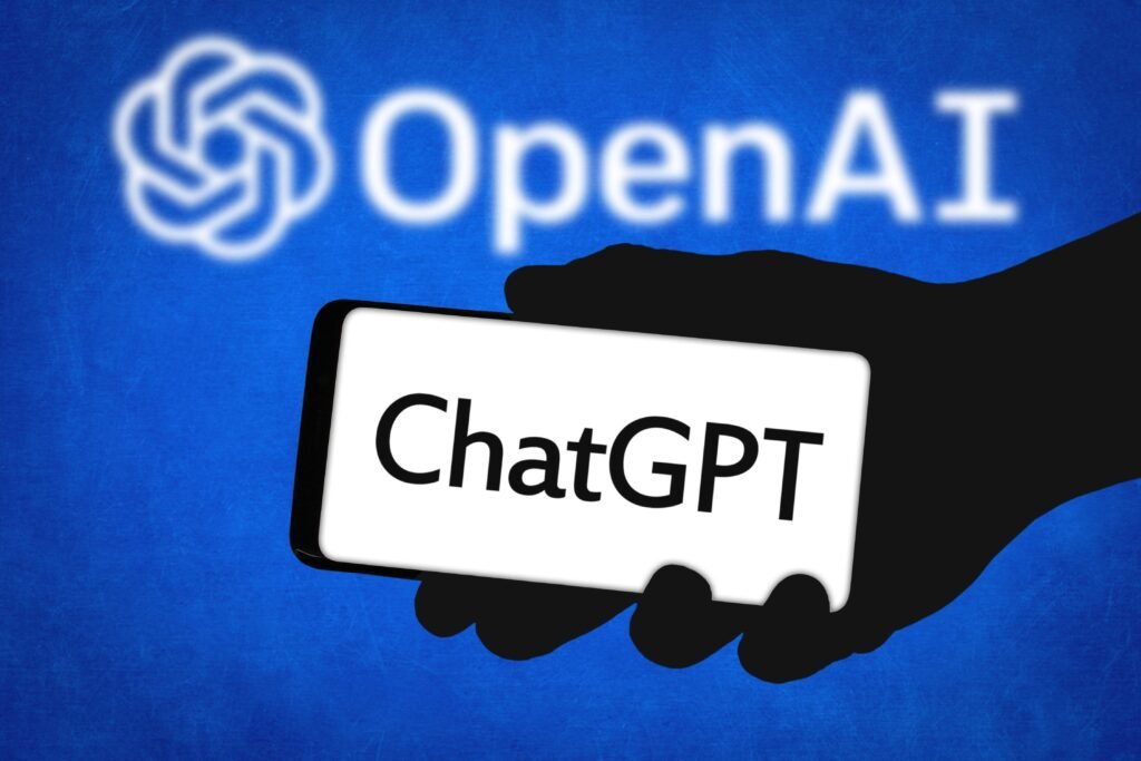 Gráfico que muestra el crecimiento del uso de ChatGPT en Ecuador a 23,7 millones de visitas en febrero 2025.