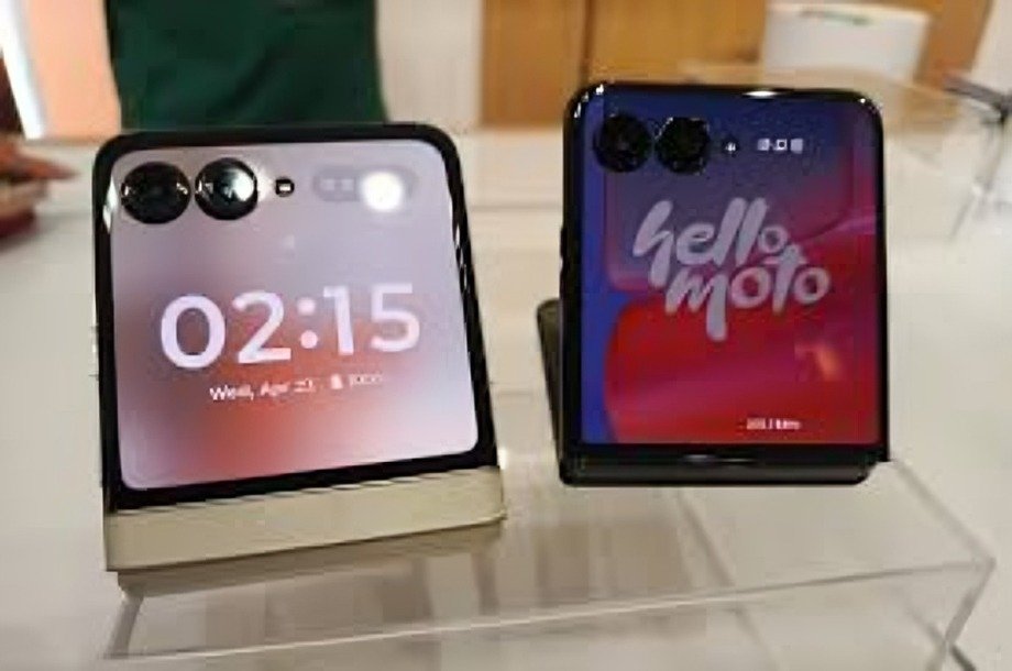 Motorola lanza la nueva generación razr: el teléfono plegable más potente del mundo