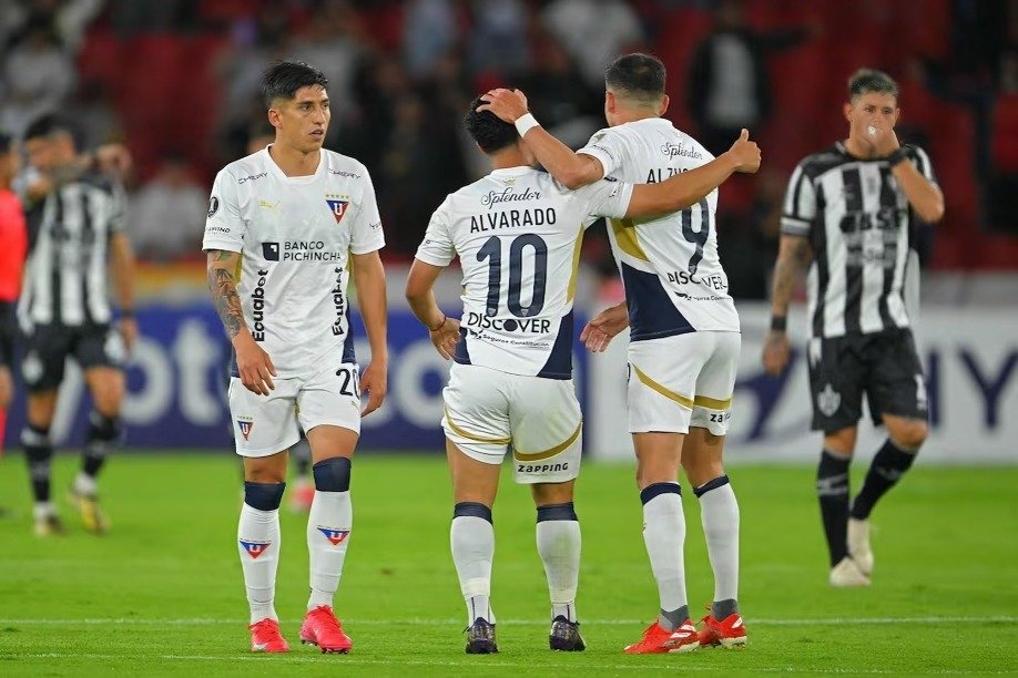 Liga de Quito clasifica a octavos de final de la Copa Libertadores 2025 tras vencer 3-0 a Central Córdoba