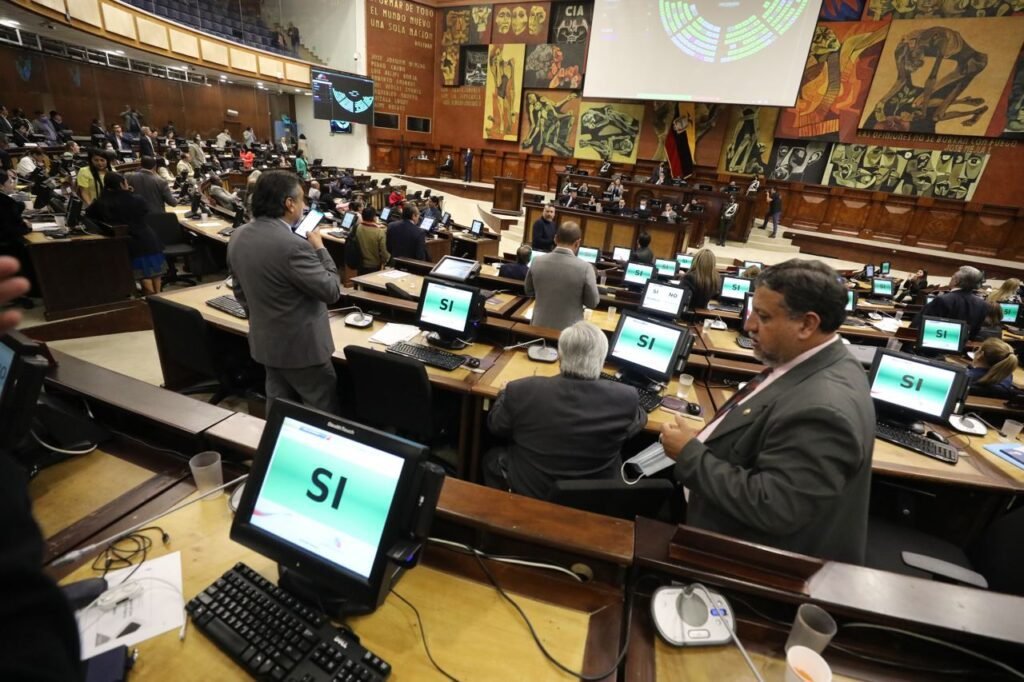 Legisladores debaten el Código de la Democracia sin incluir sugerencias ciudadanas