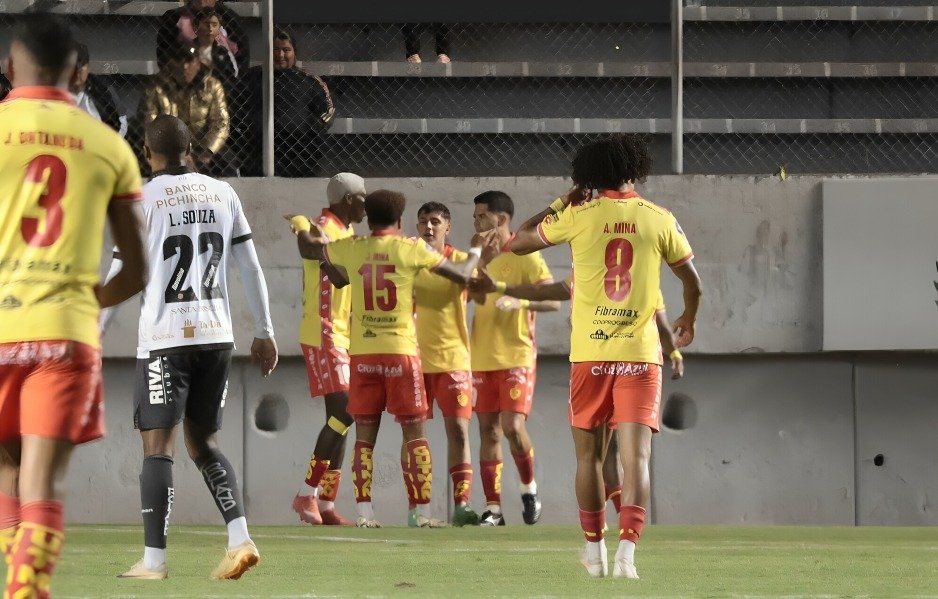 Barcelona SC perdió 2-0 ante Aucas en Quito por la Liga Pro