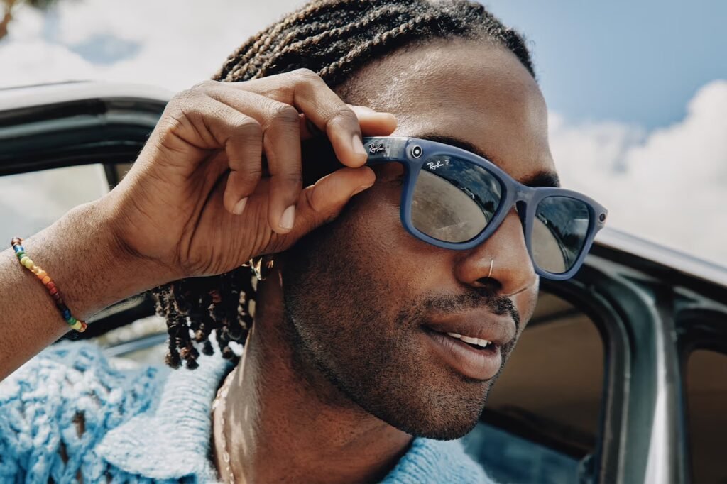 Teaser de las nuevas gafas inteligentes de Meta y Oakley diseñadas para deporte con realidad aumentada