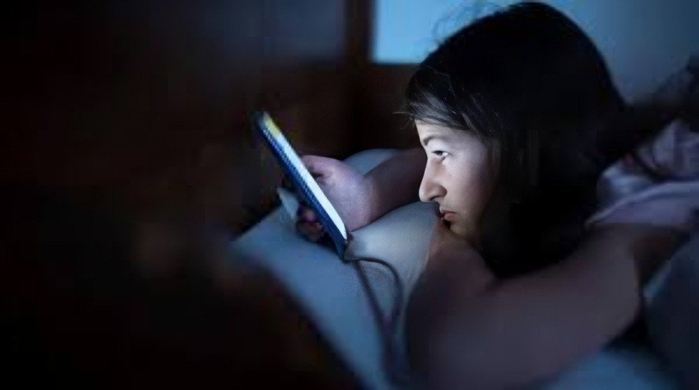 Australia prueba prohibición de redes sociales para menores, pero los adolescentes desafían el sistema