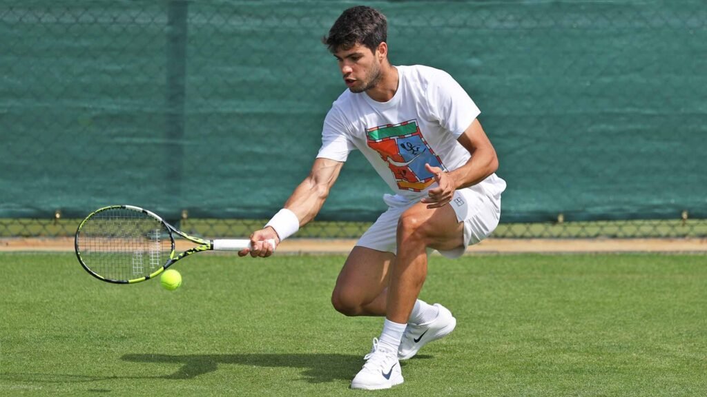 Carlos Alcaraz en Wimbledon 2025