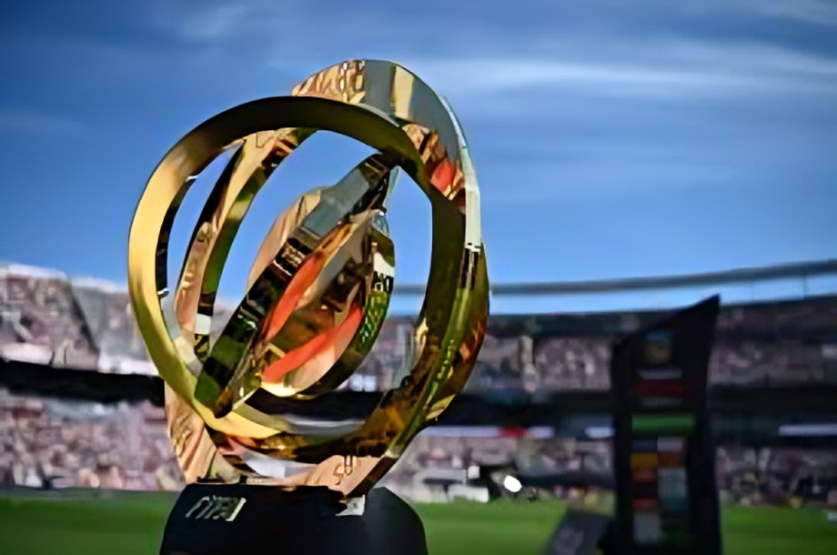 Conoce la hora y dónde ver la final del Mundial de Clubes 2025 entre Chelsea y PSG, con presencia ecuatoriana en un duelo histórico.