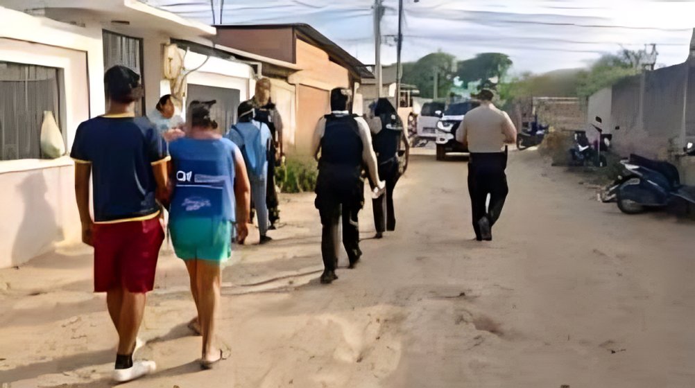 La masacre en General Playas dejó nueve muertos, incluidos funcionarios municipales y el hijo de un concejal. Fiscalía investiga el ataque.