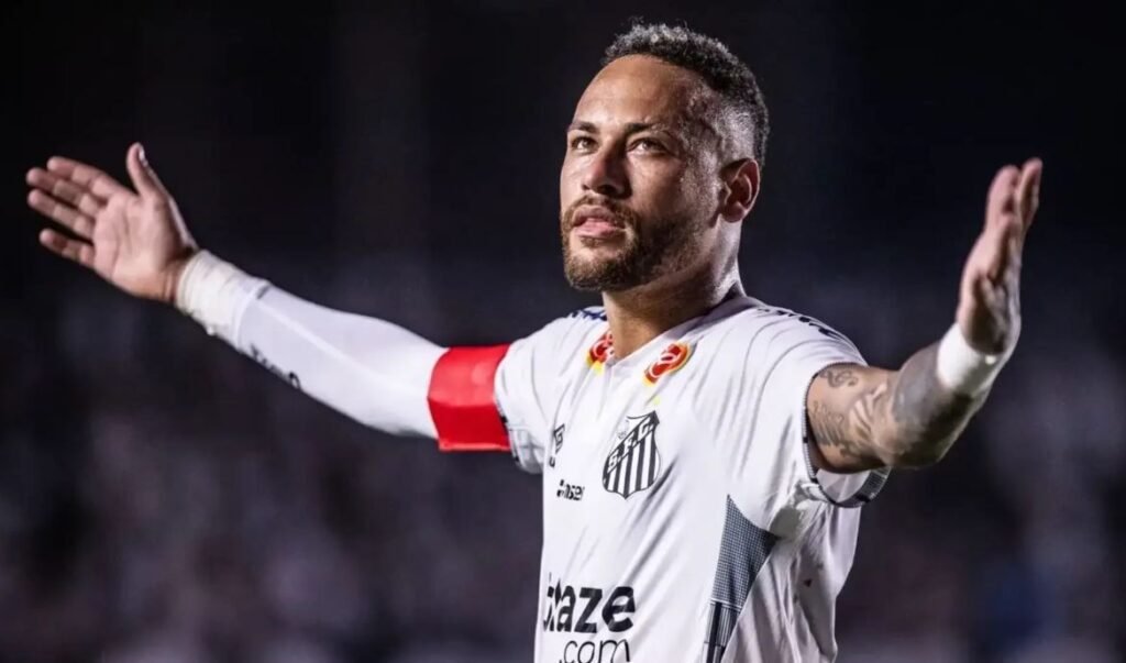 Neymar celebra su gol en su regreso al Santos ante Flamengo en el Brasileirao 2025