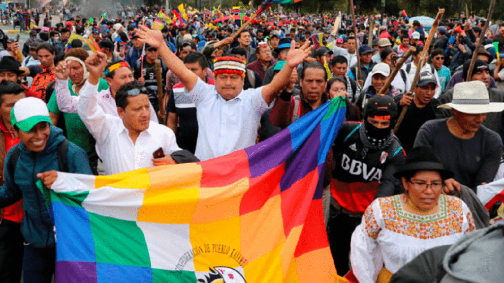 Marlon Vargas, presidente de la Conaie, anuncia Asamblea Plurinacional en defensa del agua y contra la minería en Ecuador.