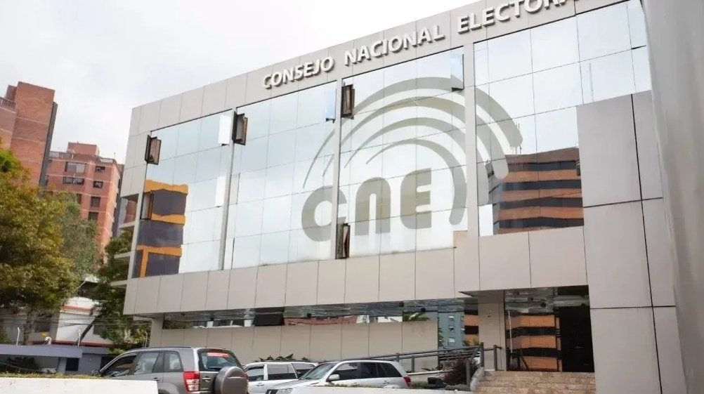 CNE cambia de hora para sesionar después suspensión provisional Decreto 148 Corte Constitucional septiembre 2025