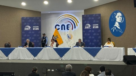 Renovación del CNE