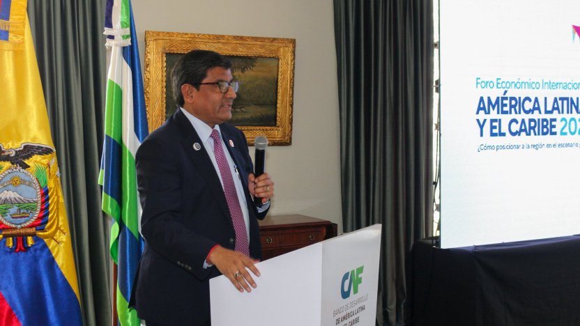 Ecuador negocia con Estados Unidos un acuerdo de “nueva generación”, según el ministro de Producción