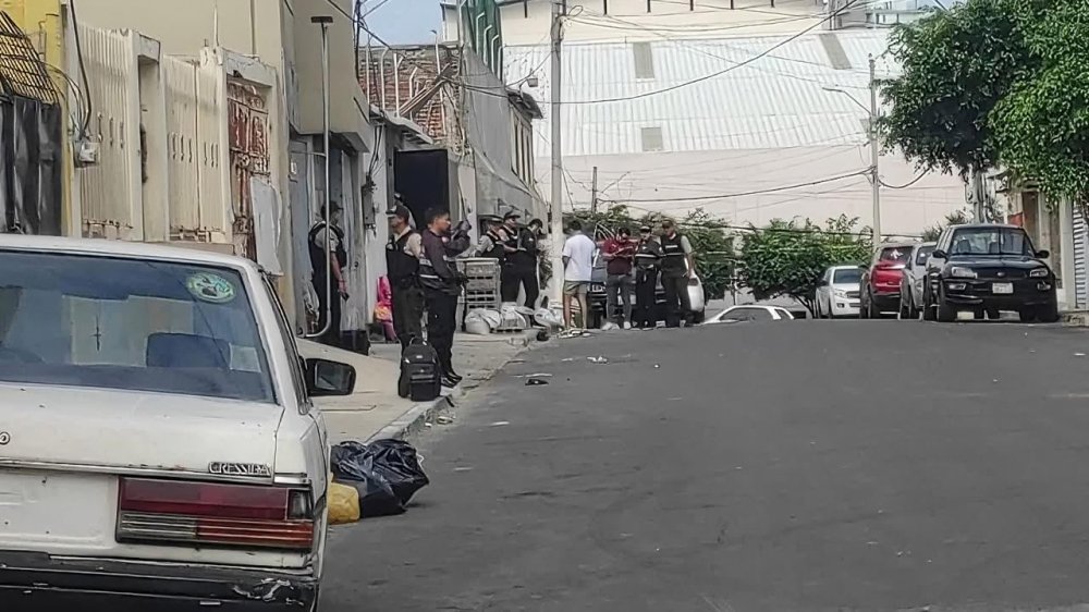 Escena del crimen en Manta donde Alfredo Antonio Brands fue asesinado en enero 2025 vinculado a tráfico internacional de drogas
