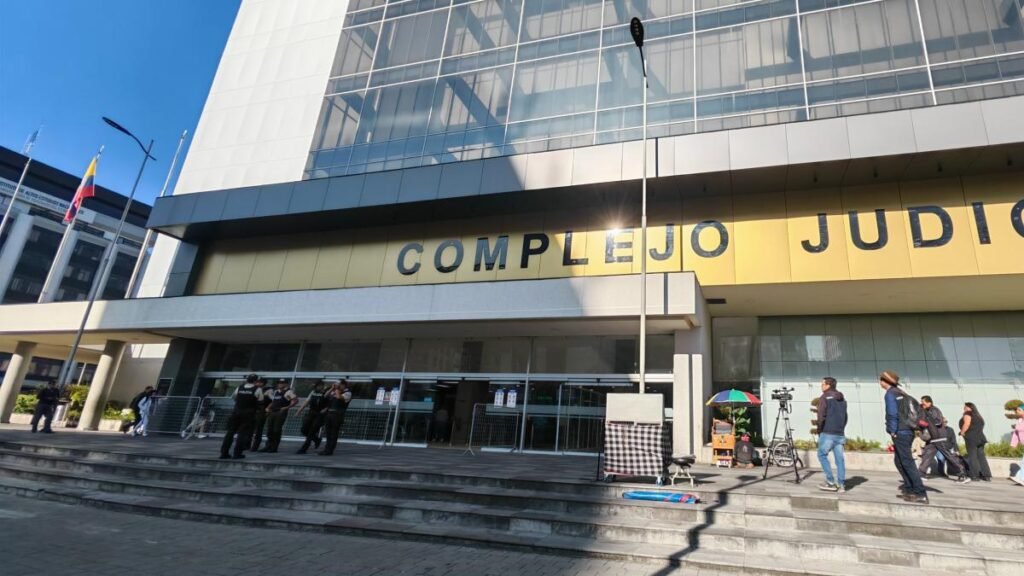 aso Villavicencio audiencia fue diferida por tercera vez