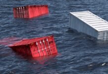 Contenedores caen al mar en un incidente registrado a 30 millas de la isla San Cristóbal, Galápagos Contenedores caen al mar desde buque de carga cerca de la isla San Cristóbal en Galápagos