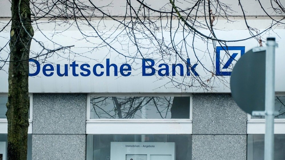 Policía de Alemania registra oficinas