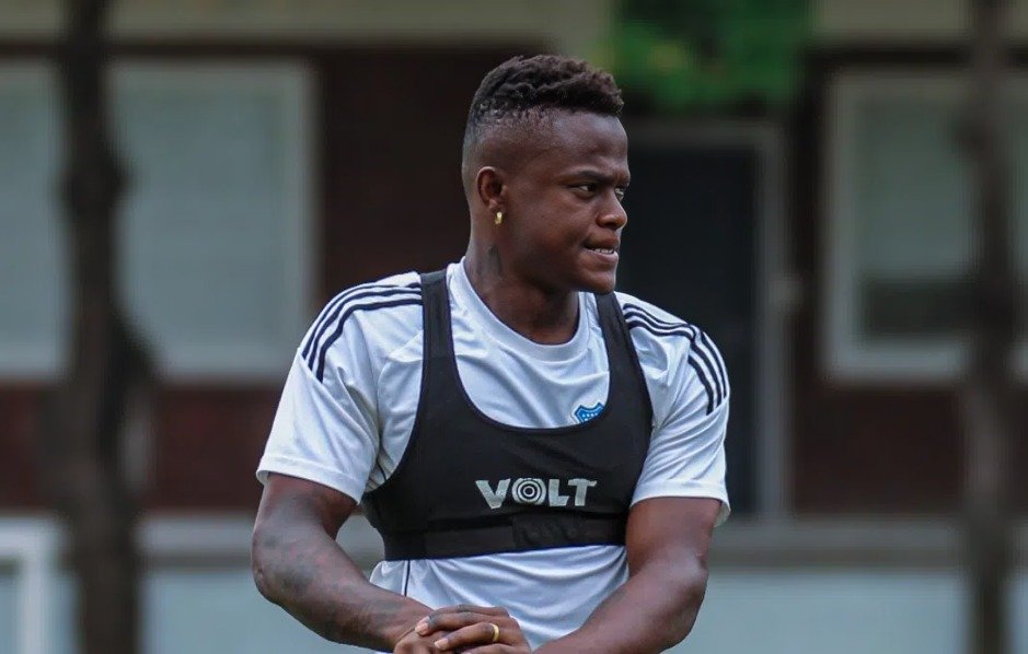José Angulo demandó a Emelec
