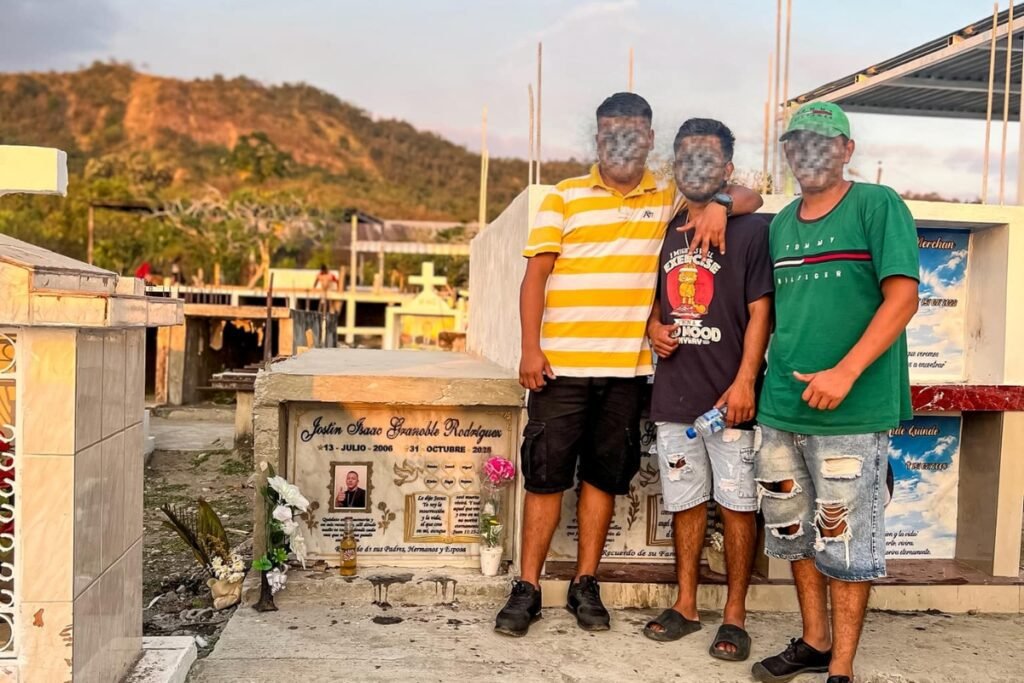 Bomberos de Pedro Carbo solicitan ayuda por la desaparición de seis jóvenes en Guayas.