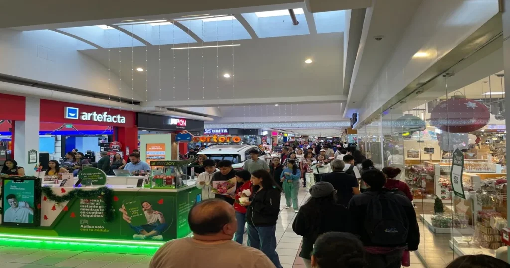 Ciudad Comercial El Recreo