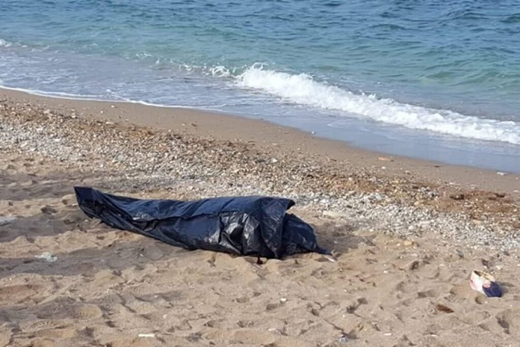 Hallan restos humanos en Anconcito