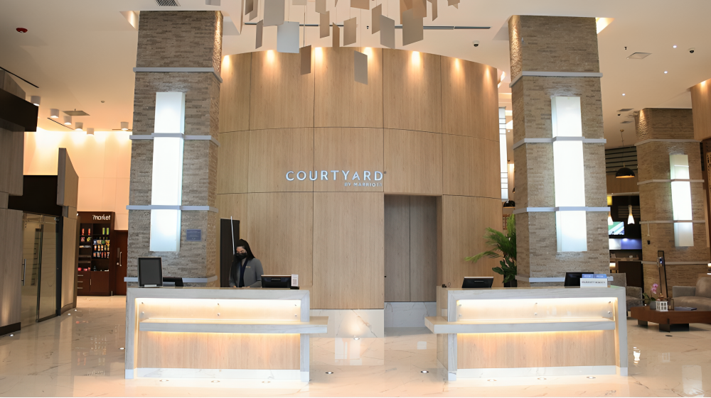 Representación arquitectónica del nuevo Courtyard by Marriott Quito Airport, ubicado frente al aeropuerto Mariscal Sucre.