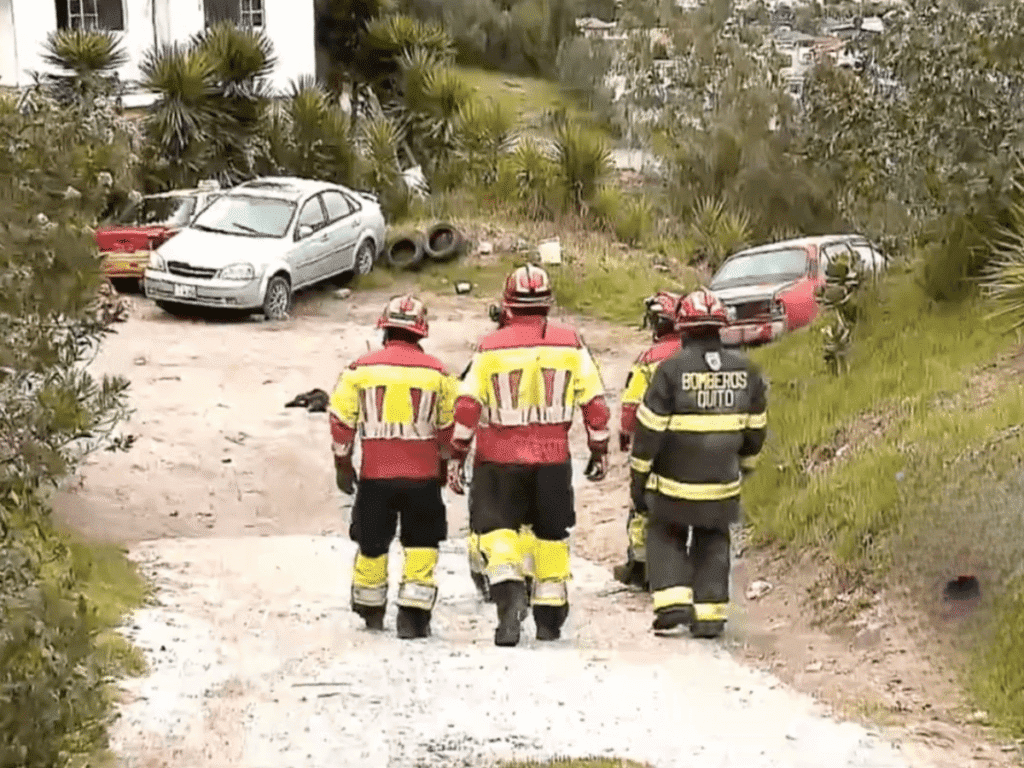 Hombre escapó de secuestro en Quito al lanzarse a una quebrada en Carcelén Bajo