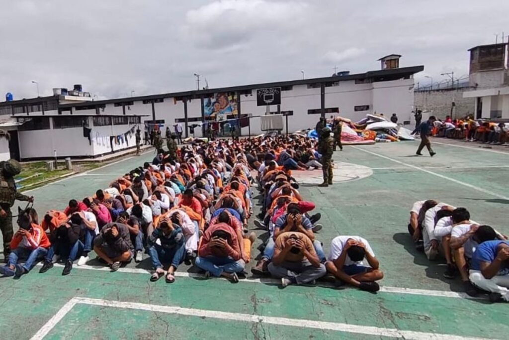 Decomisos en la cárcel de Riobamba