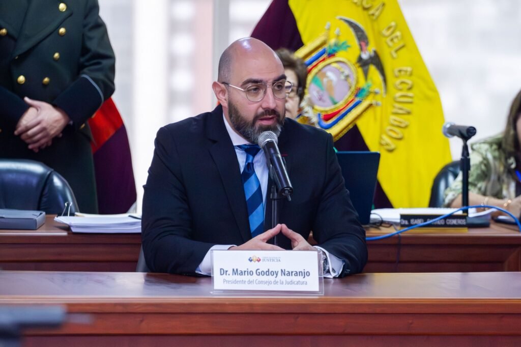 Cpccs unifica designación 